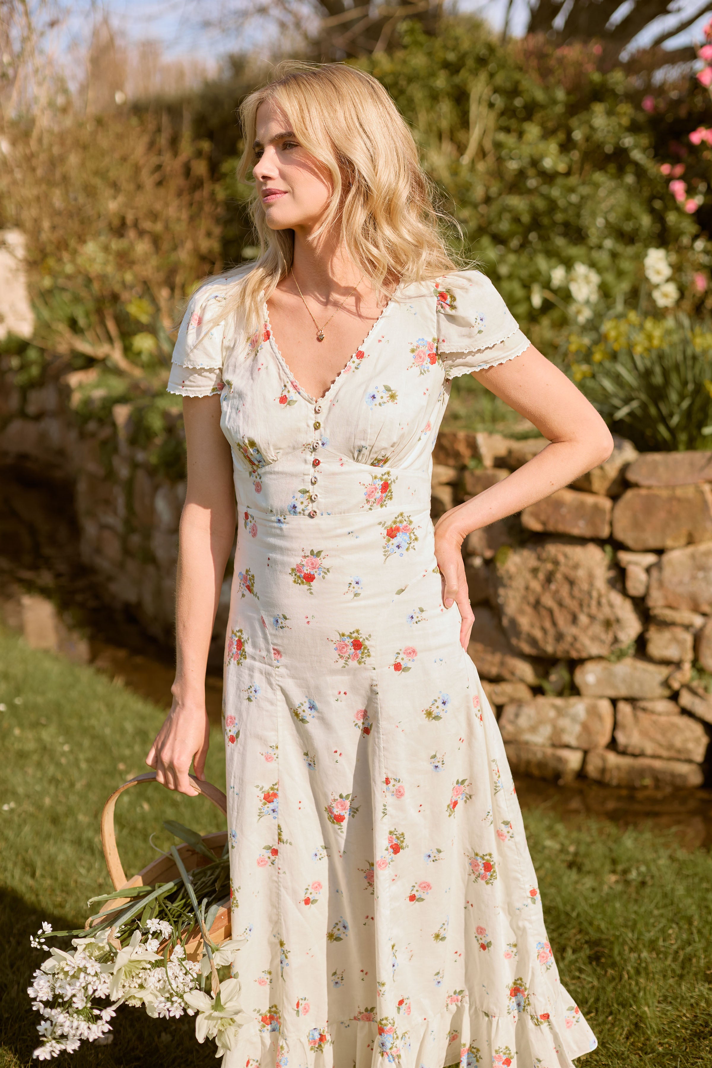 Isabella (english garden)