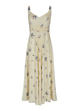 Joanna (wild rose)